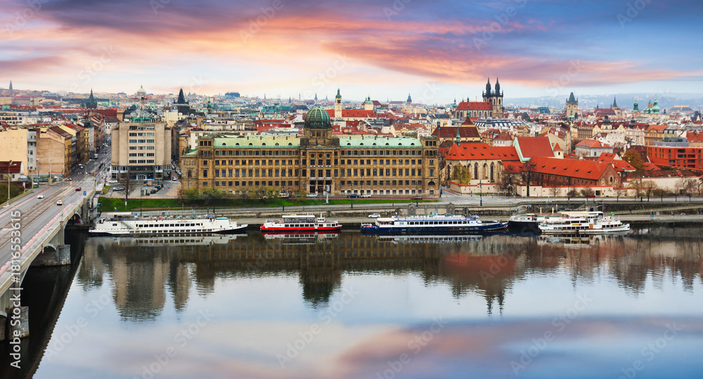 Obraz premium Aerial Prague panoramic view of skyline city of Prague at the Old Town Square, Czechia. From Holesovice with Vltava river, bridge at sunrise.