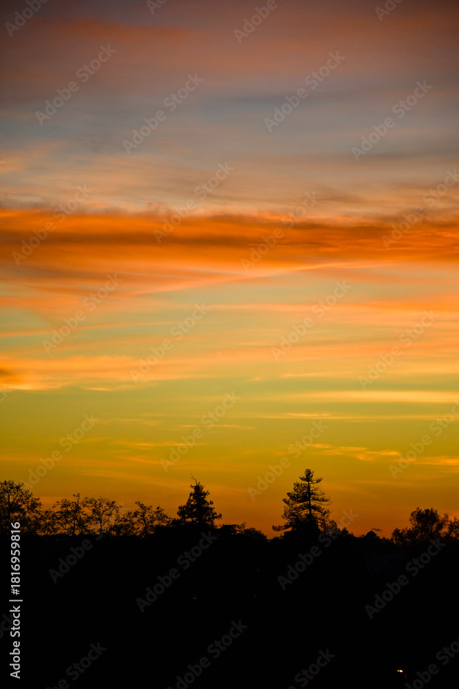 Fototapeta premium Sunset au dessus des cimes