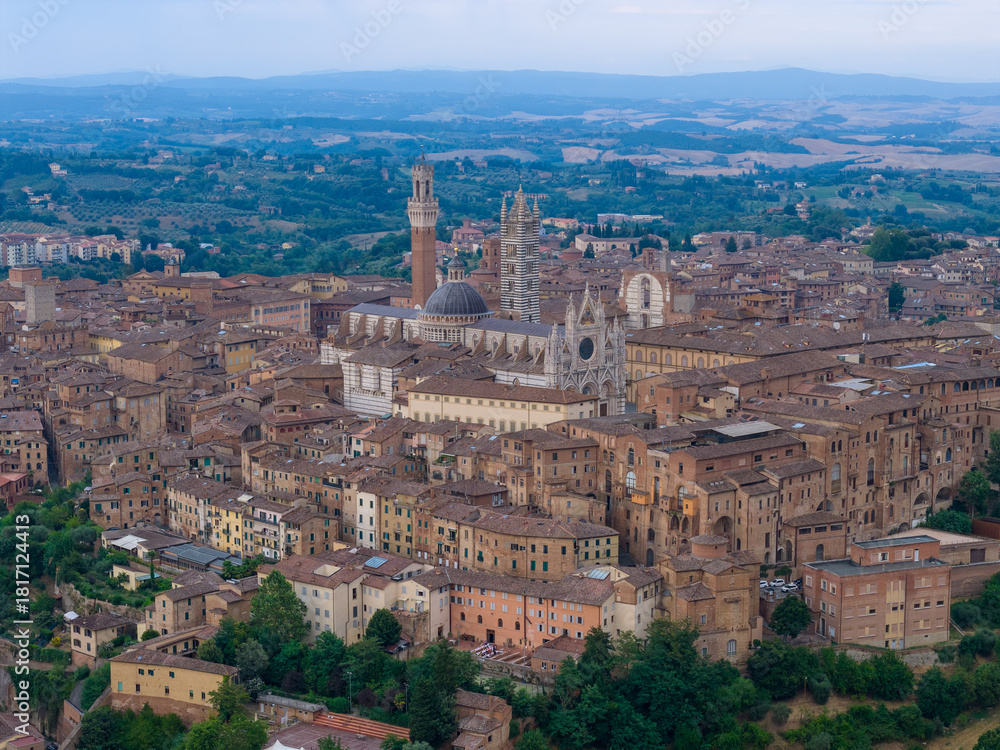 Naklejka premium Aerial View of Siena - Siena, Italy
