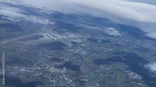 Blick aus Flugzeugfenster