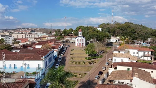Vista aérea da cidade histórica de Santa Bárbara – MG
