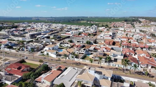 Carmo do Paranaíba – MG | Vista Aérea em 4K | Imagens da Cidade no Alto Paranaíba