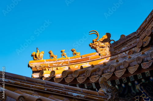 In ancient China, the glazed tile mythical beasts on the eaves of royal palaces