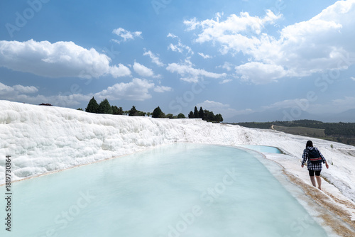 Fototapeta Naklejka Na Ścianę i Meble -  Pamukkale landscape with Natural travertine pools and terraces in Denizli, Turkey