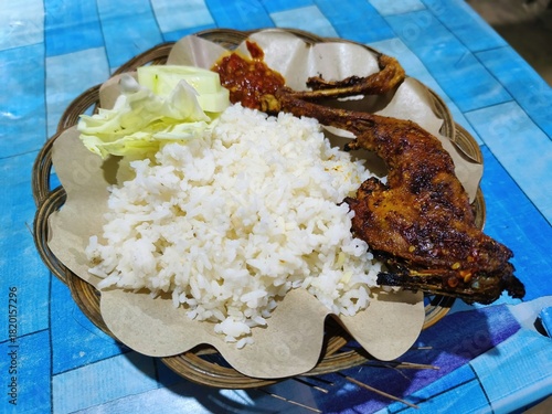 grilled chicken breast with vegetables