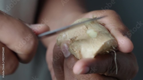 Preparing fresh ginger root for cooking and health benefits