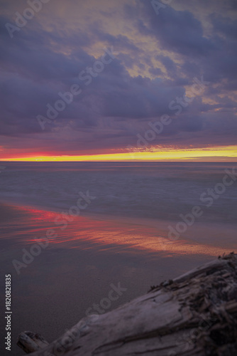 Fototapeta Naklejka Na Ścianę i Meble -  Baltic Sea beach at sunset
