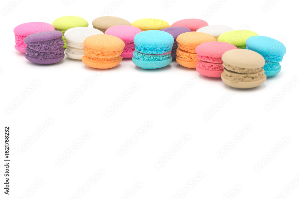 Obraz premium Colorful mini macaroons isolated on white background