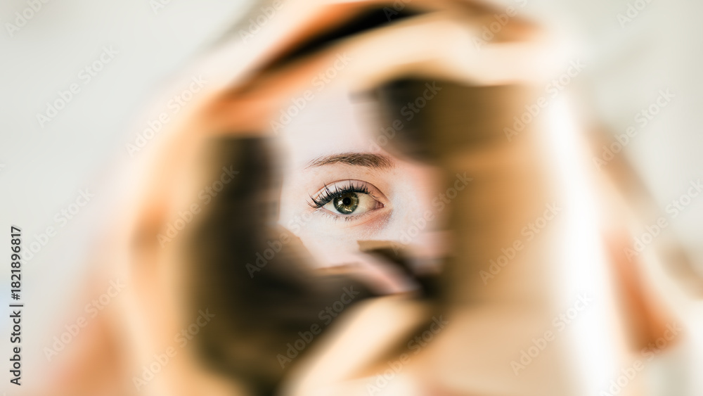 Fototapeta premium Auge, durchblicken