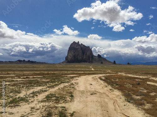 Vue de Shiprock au Nouveau Mexique