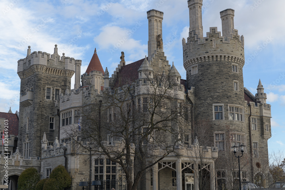 Obraz premium exterior of Casa Loma located at 1 Austin Terrace, Toronto