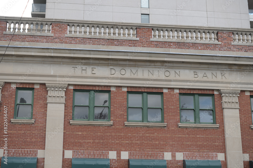 Fototapeta premium exterior of a historic location of TD Canada Trust Branch and ATM at 420 Bloor St E (shows side on Sherbourne St), Toronto 