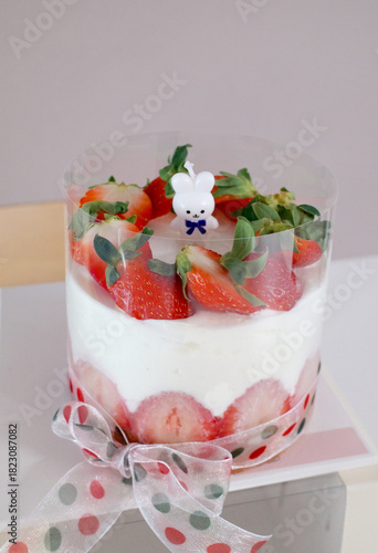 cake fruit korea strawberry cream birthday sweets