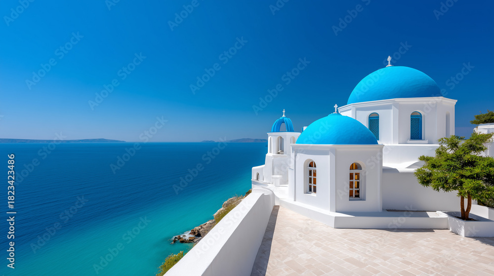 Obraz premium Sweeping Coastal Landscape of Santorini from High Viewpoint