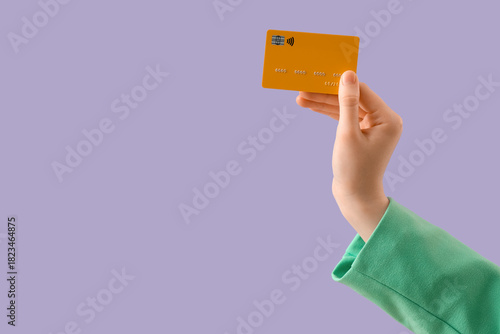 Female hand with credit car...