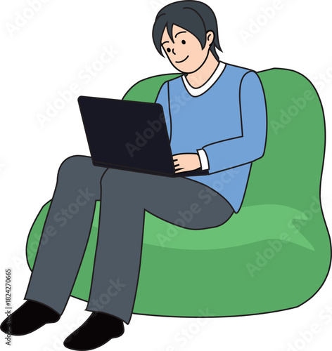 ソファでくつろぎながらパソコン作業する男性