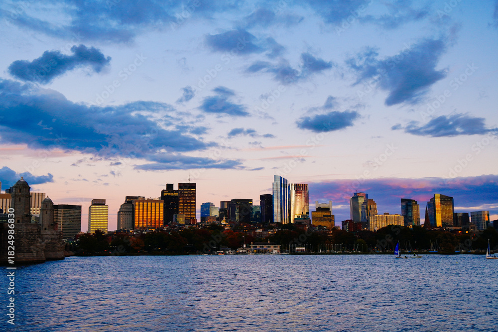 Fototapeta premium Boston, Massachusetts, USA: 10 25 2025: Boston Charles river sunset fall landscape