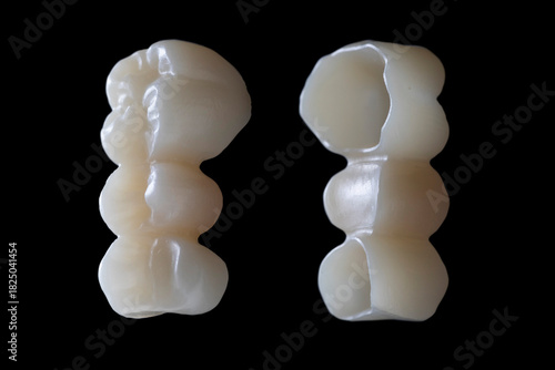 Zirconia dentures and zirconia block