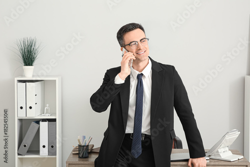 Handsome young businessman ...