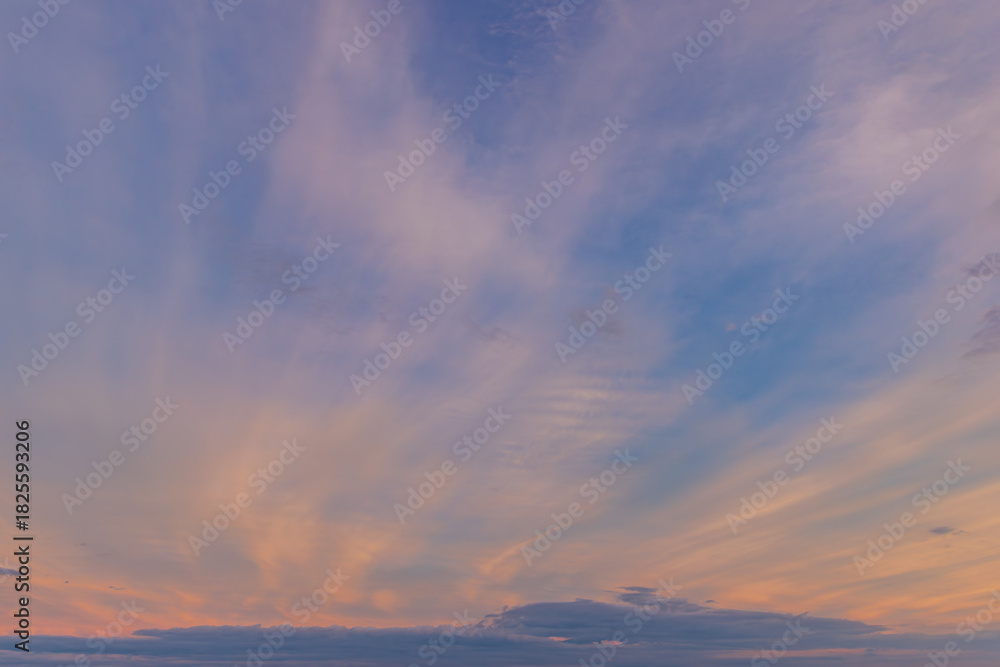 Fototapeta premium 流れる優空