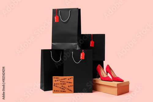 Shopping bags with new high...
