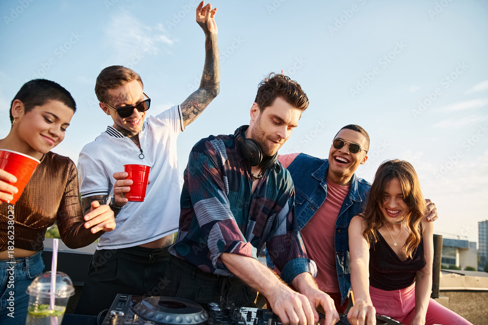 Naklejka premium Vibrant rooftop gathering where young friends enjoy a fun party together under the sun