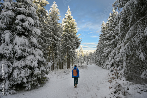 Wanderung durch den verschneiten Thüringer Wald