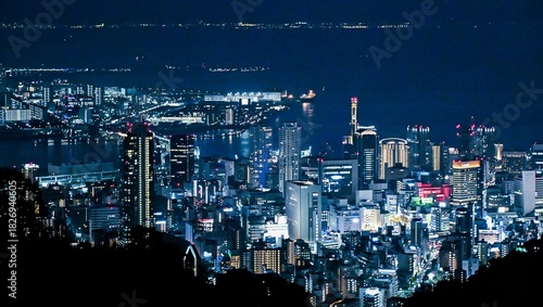 六甲山のロープウェイから見る神戸の夜景