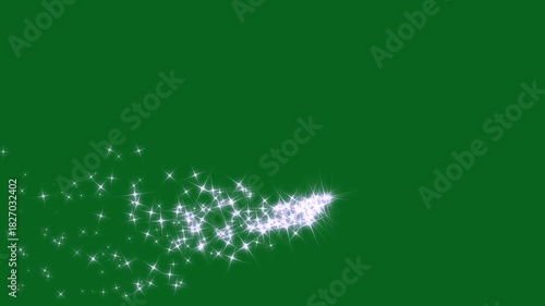 Magic glitter sparkle trail, Glowing starlight glitter sparkle path, Glittering star line and circle sparkle, white twinkling particles stars line transition on green screen background. 4k animation