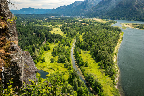 Beacon Rock aerial view
