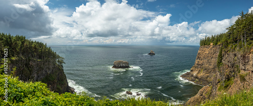 Cape Meares' stunning ocean cliffs