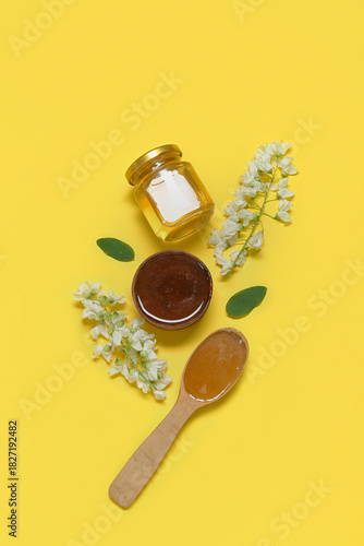 Composition with sweet hone...