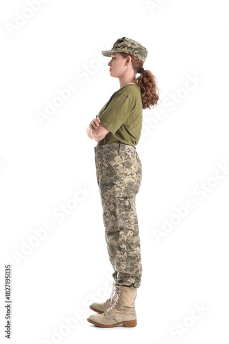 Young female soldier isolat...