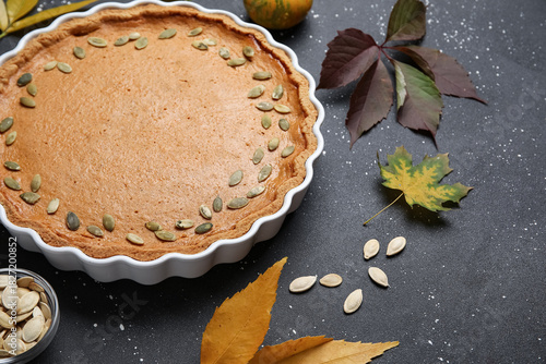 Baking dish with tasty pump...