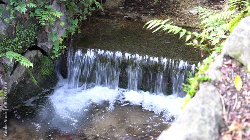 日本の風景映像　田舎のきれいな川の流れ