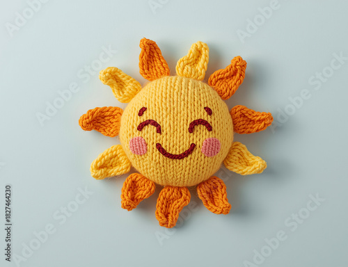 Knitted sun