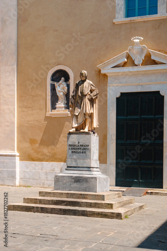 monument to Niccola Pisano in Pisa, Italy