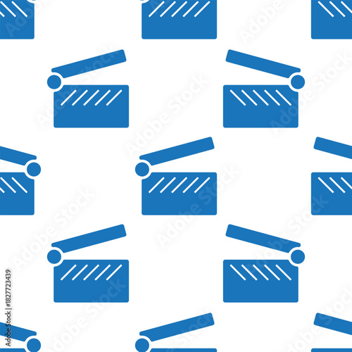 clip clapper seamless pattern isolated on transparent background.