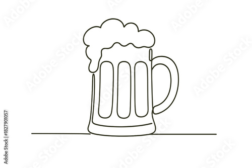 Minimalist line drawing of a beer mug with foam