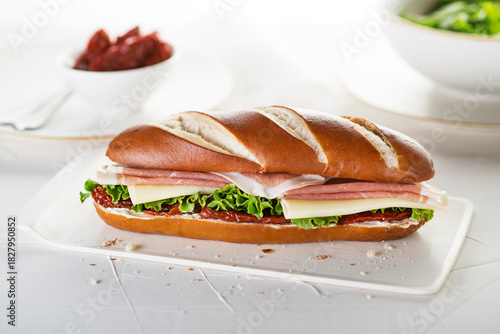 Sandwich with prosciutto