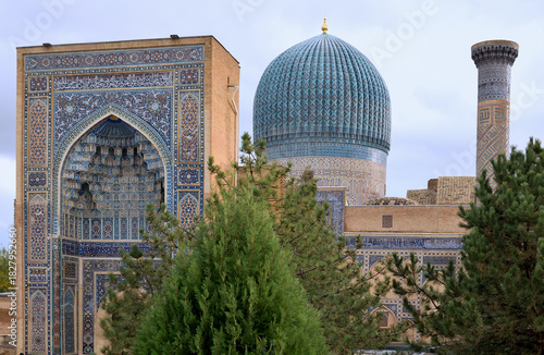 TRAVEL TO UZBEKISTAN AND MONUMENTS OF TIMURID ARD AND ARCHITECTURE IN THE CITY OF SAMARKAND AND BUKHARA