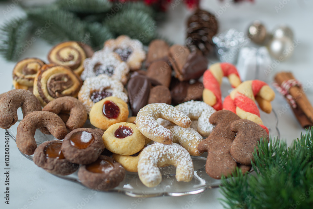 Fototapeta premium sweet home made cookies in Christmas setting