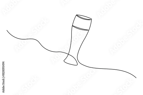Continuous one line drawing of a tall beer glass, minimalist art style, beverage concept