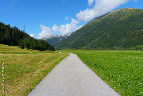Tapety artystyczne スイスの絶景