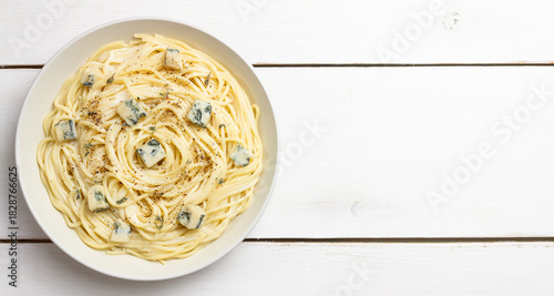 Spaghetti pasta with blue cheese. Healthy eating. Vegetarian food.