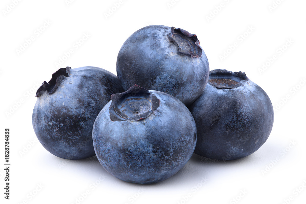 Obraz premium Blueberries isolated on white background.
