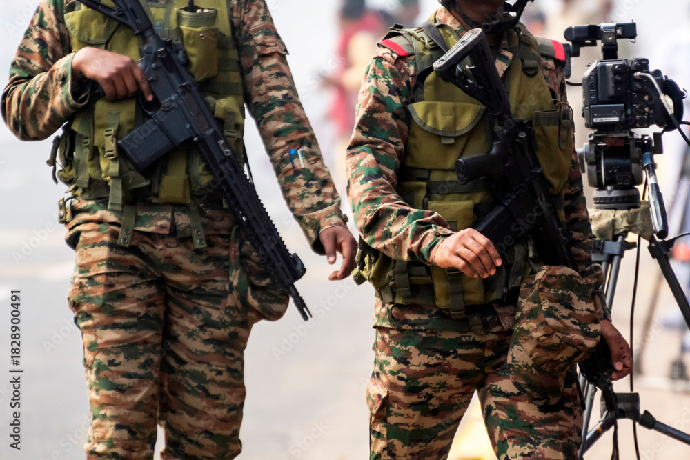 Obraz premium Military guard of Indian army for their armed force's practice parade