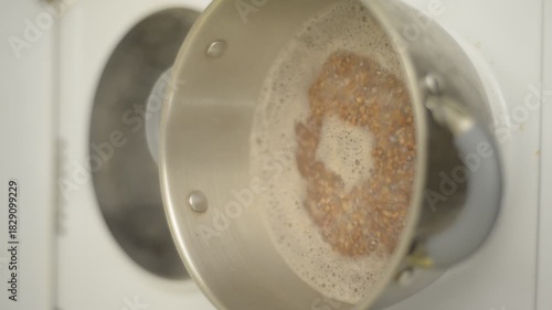 cooking buckwheat porridge