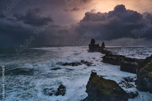 Fototapeta Naklejka Na Ścianę i Meble -  Winterstorm over Iceland