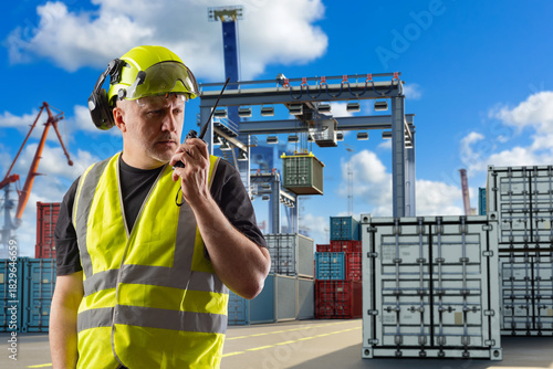 Port cargo coordinator mana...